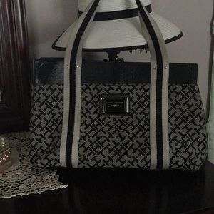 Tommy Hilfiger bag
